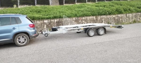 Platforma pentru tractari auto Alba Iulia - Tractari alba profesionale